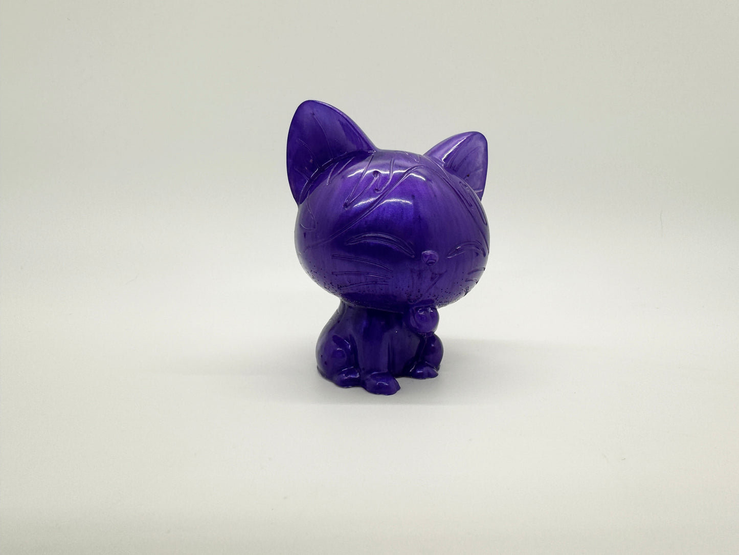 Resin Kitty Cat - Town and Country Creations